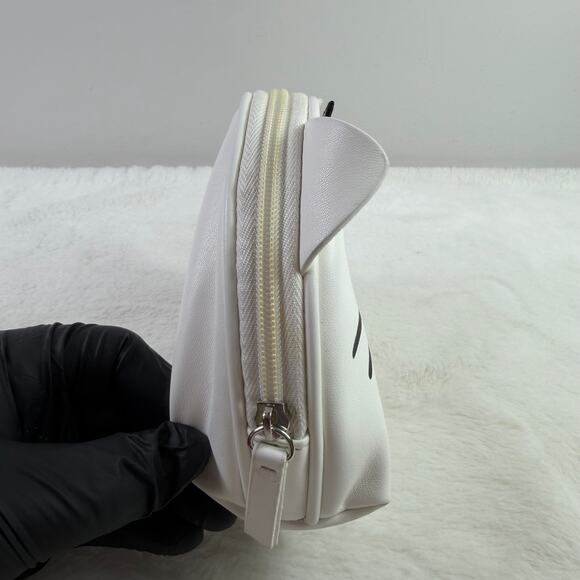 The Crème Shop × Hello Kitty White Travel Makeup Pouch / Bag Set - Picture 6 of 12